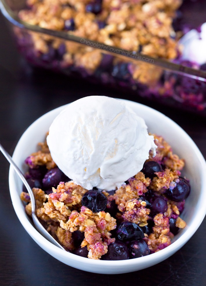 Easy Homemade Oatmeal Blueberry Crisp Recipe